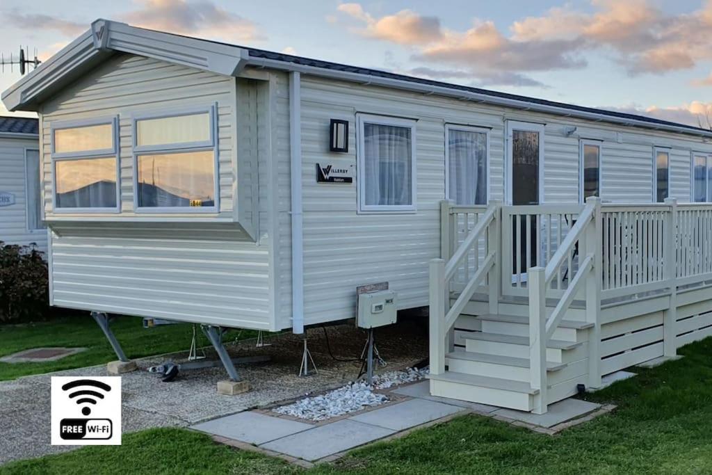 Brookside West Sands Holiday Park Seal Bay Selsey Luaran gambar